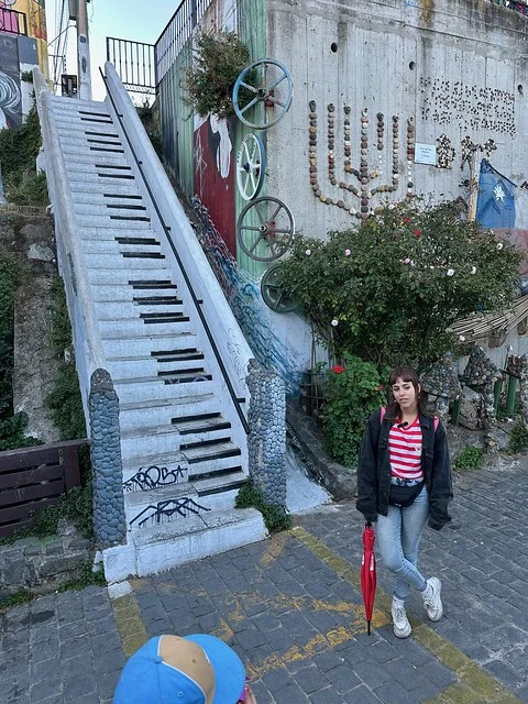 T4T_Valparaiso_Piano_Stairs