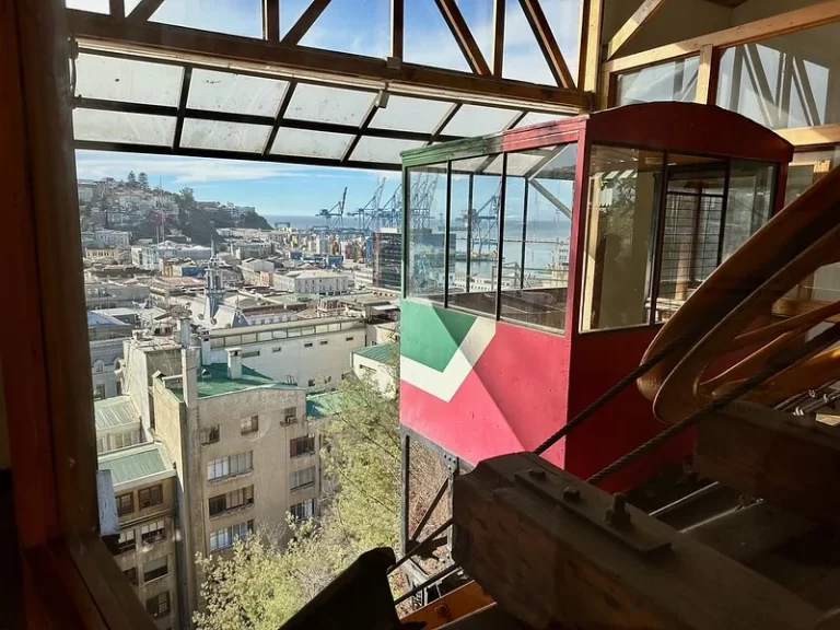 T4T Valparaíso Elevators